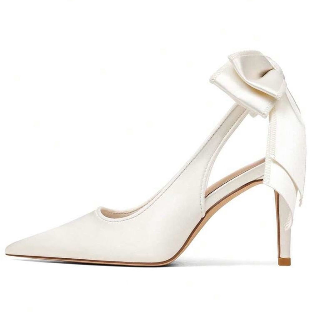 Source Unknown White Women's Heels with Bow